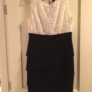 Sleeveless cocktail dress